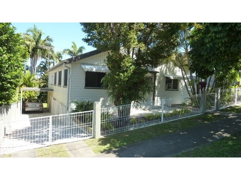 32 Camden Street, Albion QLD 4010