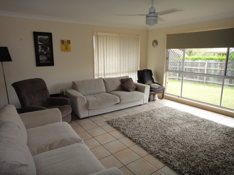 6 Eriskay Close, Ferny Grove QLD 4055