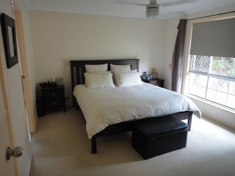 6 Eriskay Close, Ferny Grove QLD 4055