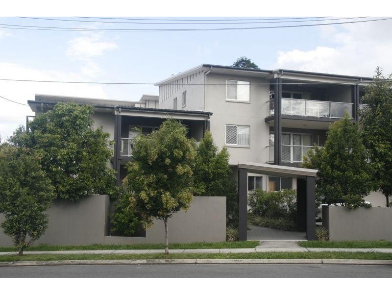 2/2A White St, Everton Park QLD 4053