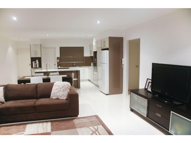 2/2A White St, Everton Park QLD 4053