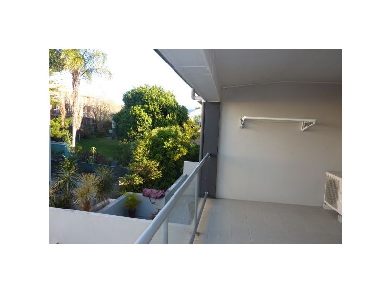 2/2A White St, Everton Park QLD 4053