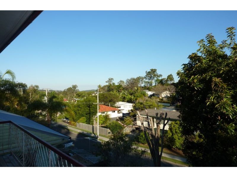 42 Cobbity Crescent, Arana Hills QLD 4054