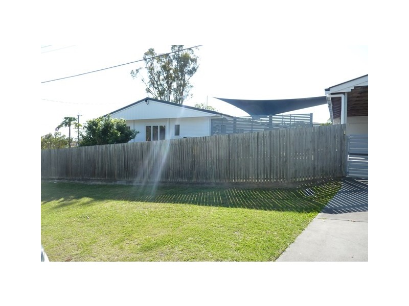 8 Coleridge Street, Stafford Heights QLD 4053