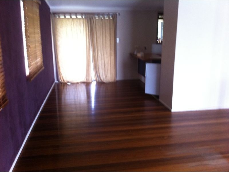 55 Illuta Avenue, Ferny Hills QLD 4055