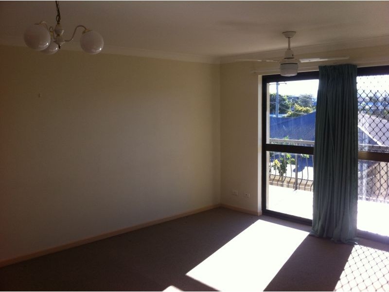 2/65 Haig Street, Gordon Park QLD 4031