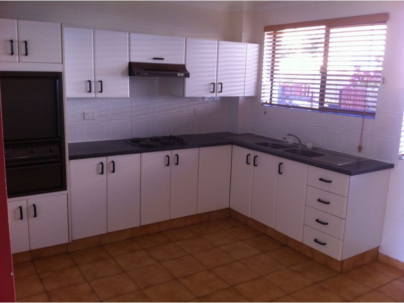 2/65 Haig Street, Gordon Park QLD 4031