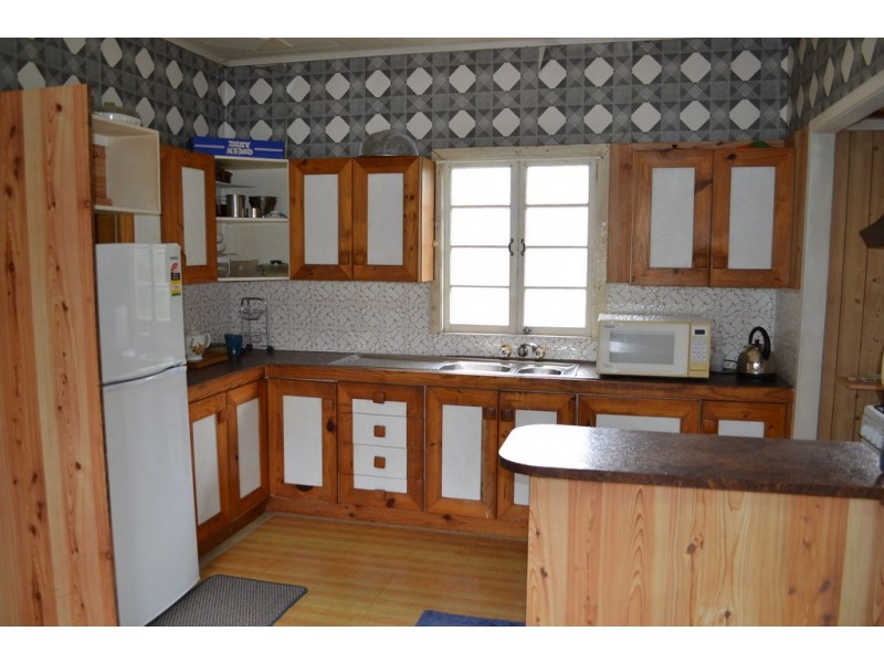 12 Bertram Street, Stafford QLD 4053