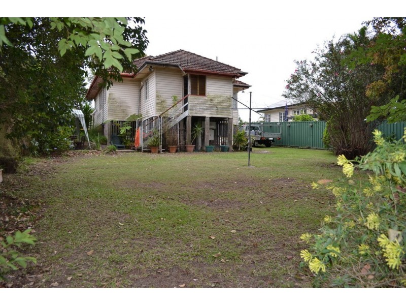 12 Bertram Street, Stafford QLD 4053