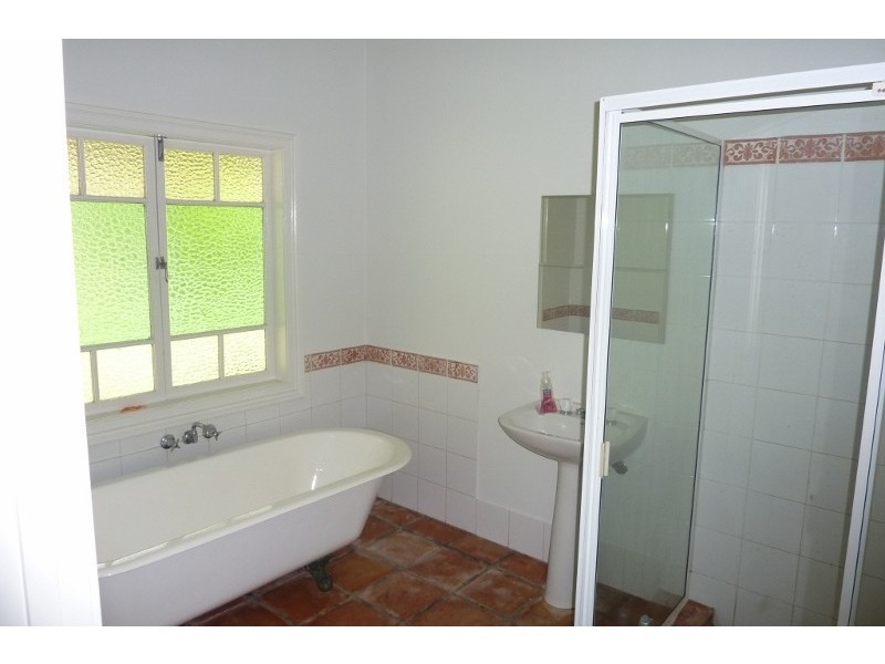 192 Brompton Rd, The Gap QLD 4061
