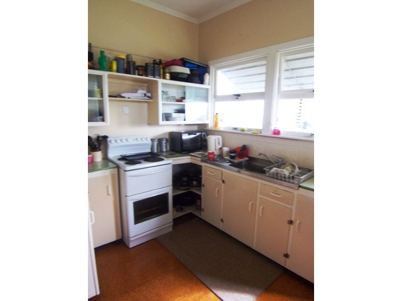 54 Webb St, Stafford Heights QLD 4053