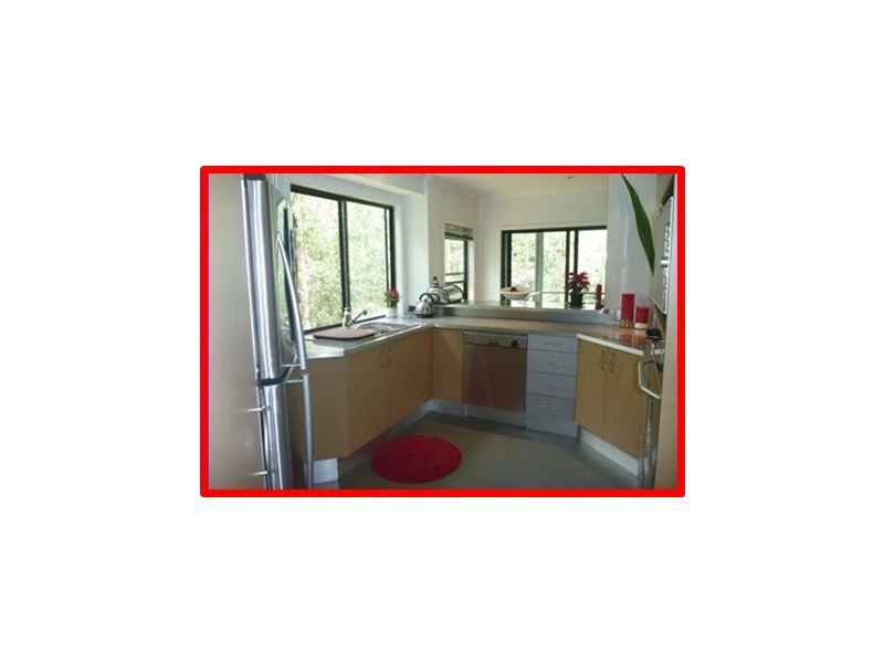 28 Woodburn Place, Ferny Hills QLD 4055