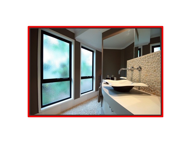 28 Woodburn Place, Ferny Hills QLD 4055