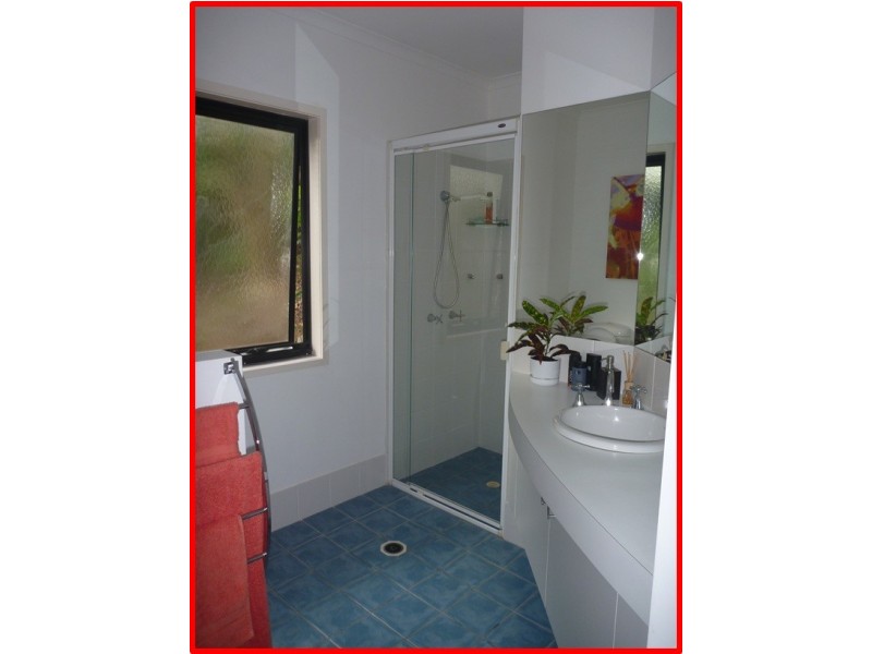 28 Woodburn Place, Ferny Hills QLD 4055