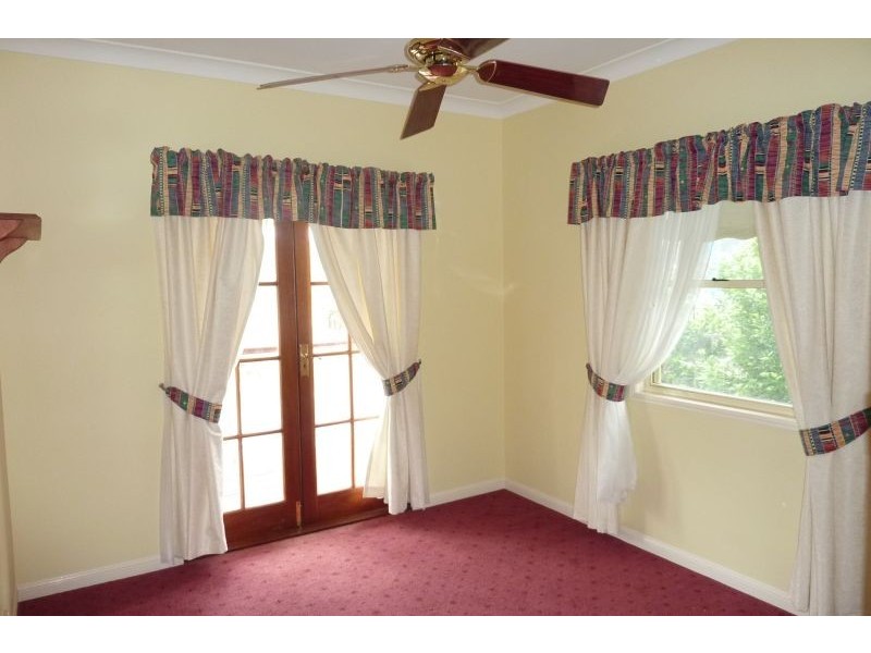 14 Woodtop Court, Ferny Hills QLD 4055