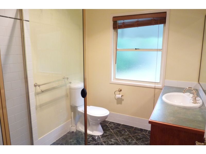 14 Woodtop Court, Ferny Hills QLD 4055