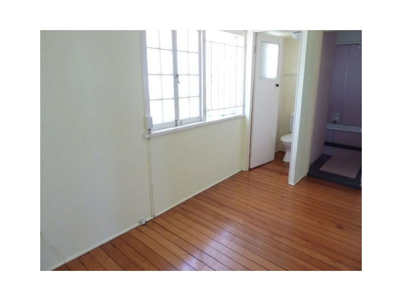 38 Gordon Street, Gordon Park QLD 4031