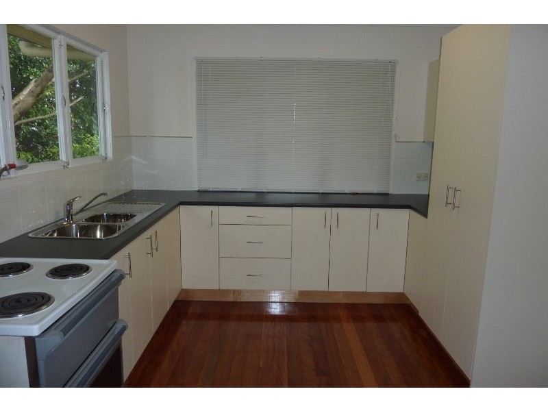 202 Appleby Road, Stafford Heights QLD 4053