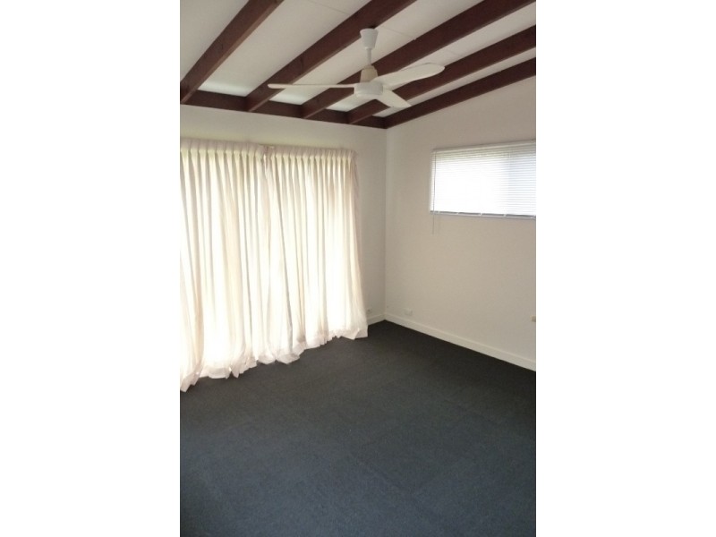 202 Appleby Road, Stafford Heights QLD 4053