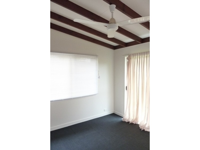 202 Appleby Road, Stafford Heights QLD 4053