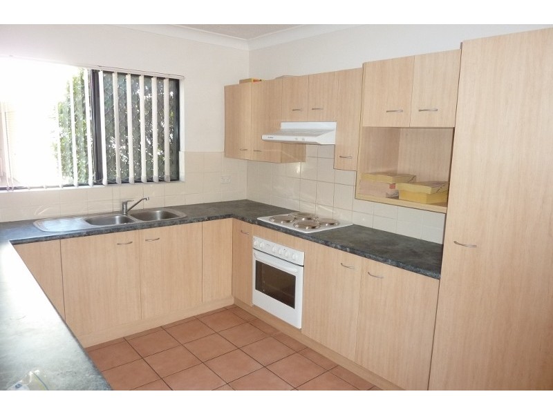 2/1 Kedron Avenue, Mitchelton QLD 4053