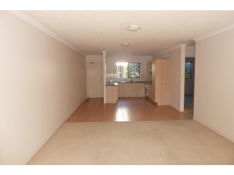 2/1 Kedron Avenue, Mitchelton QLD 4053