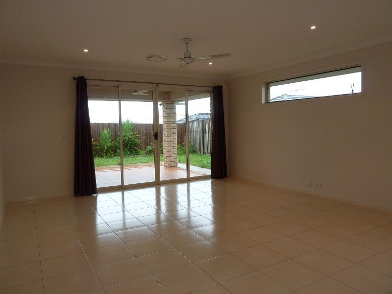 27 Ginger Crescent, Griffin QLD 4503