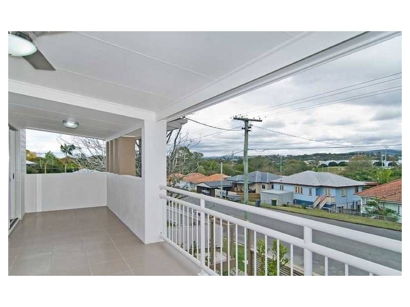 2/48  Burnaby, Gordon Park QLD 4031