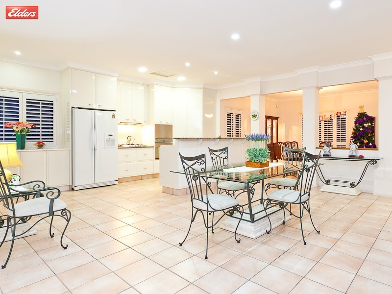 10 Flametree Street, Bridgeman Downs QLD 4035