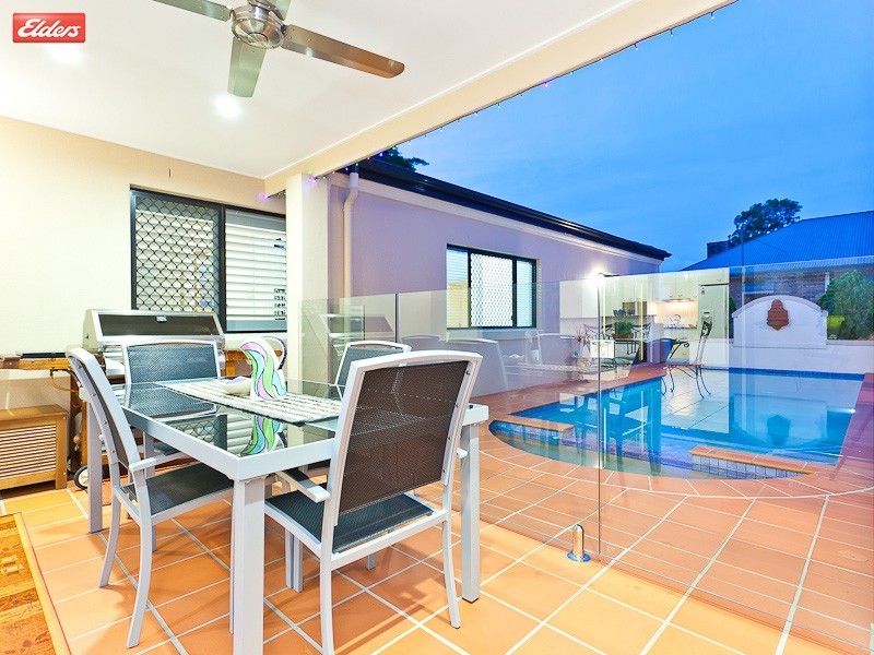 10 Flametree Street, Bridgeman Downs QLD 4035