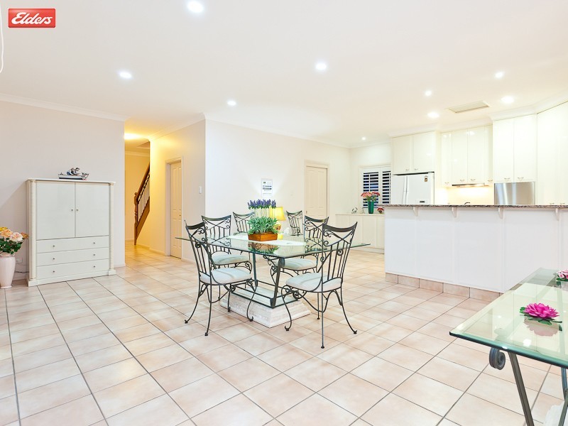 10 Flametree Street, Bridgeman Downs QLD 4035