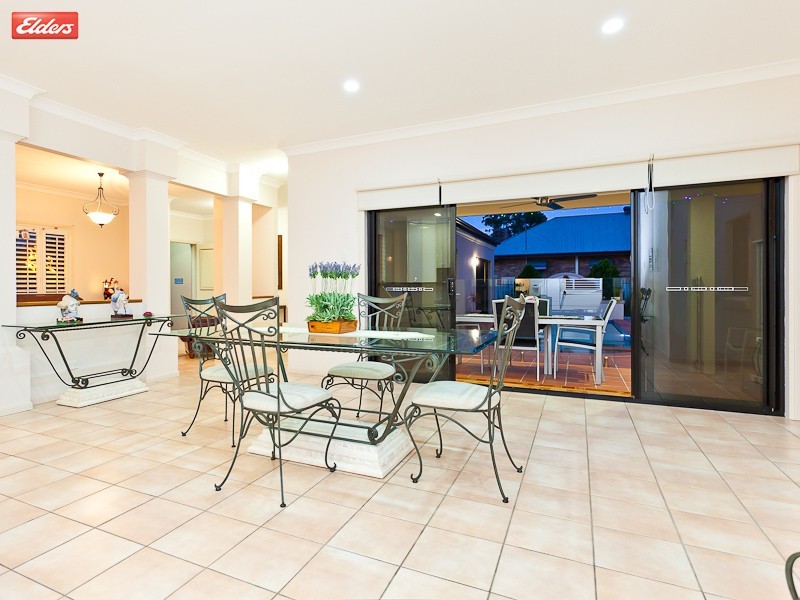 10 Flametree Street, Bridgeman Downs QLD 4035