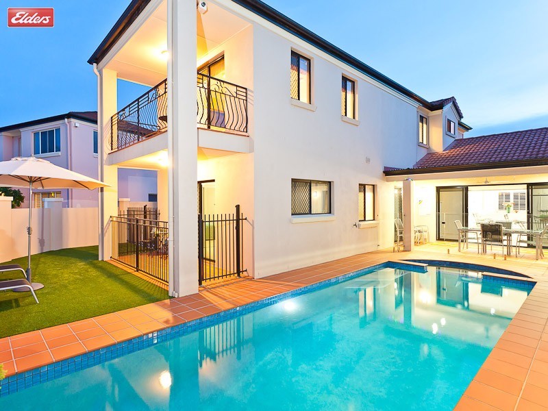 10 Flametree Street, Bridgeman Downs QLD 4035