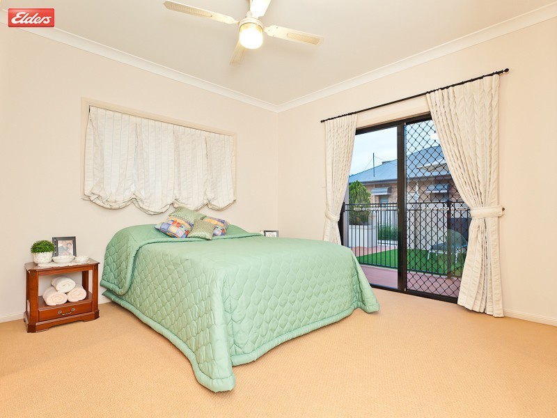 10 Flametree Street, Bridgeman Downs QLD 4035