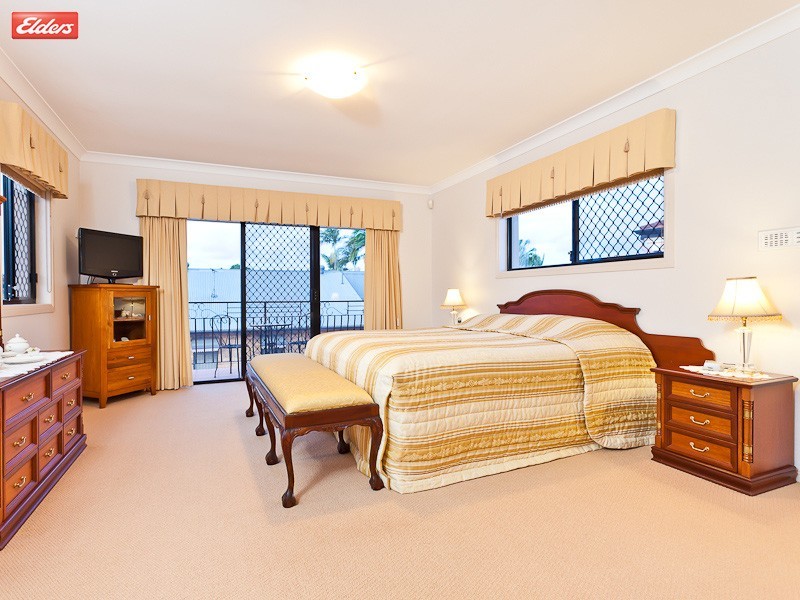 10 Flametree Street, Bridgeman Downs QLD 4035