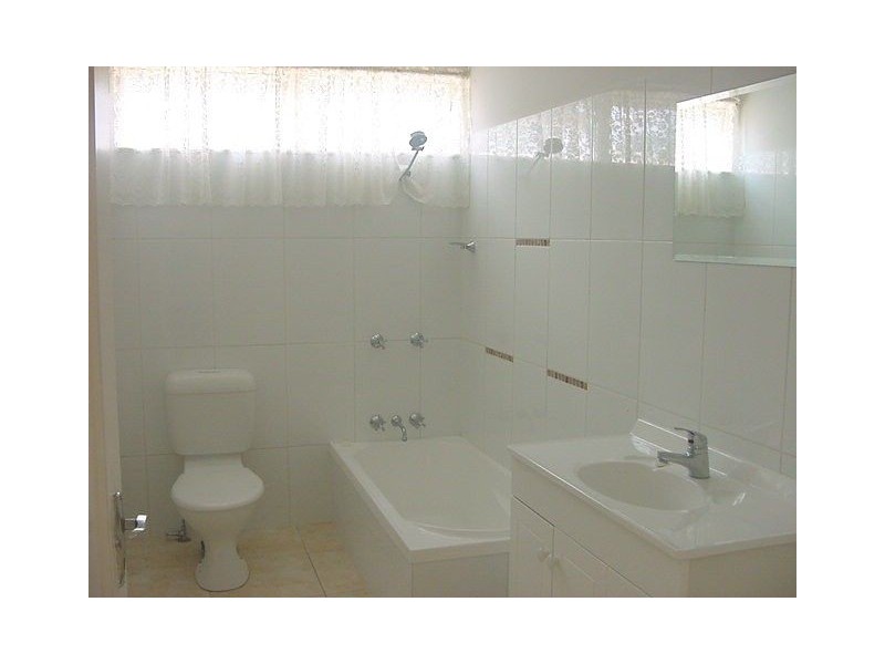 1/2 Murray Street, Red Hill QLD 4059