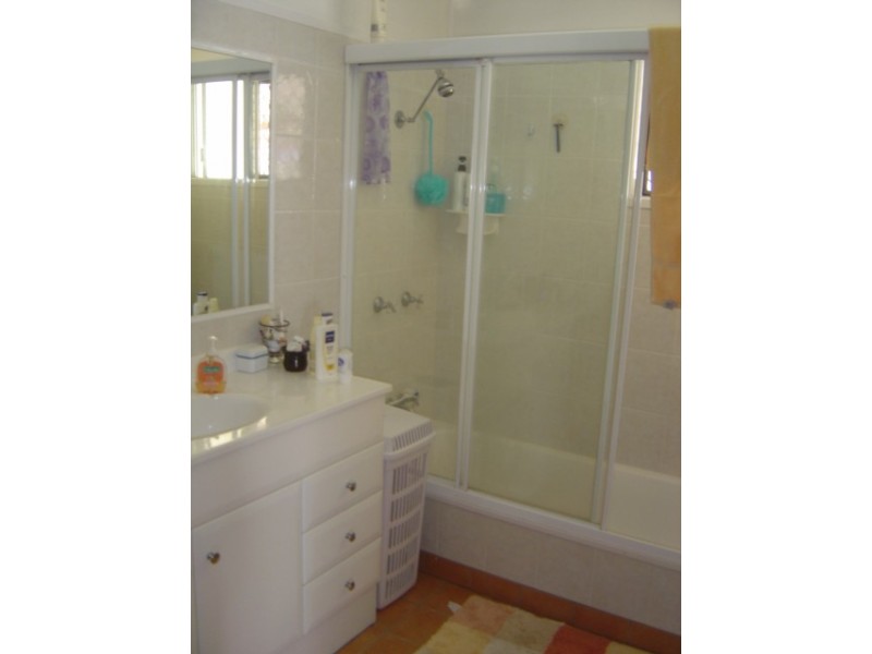 17 Knutsford Street, Chermside West QLD 4032