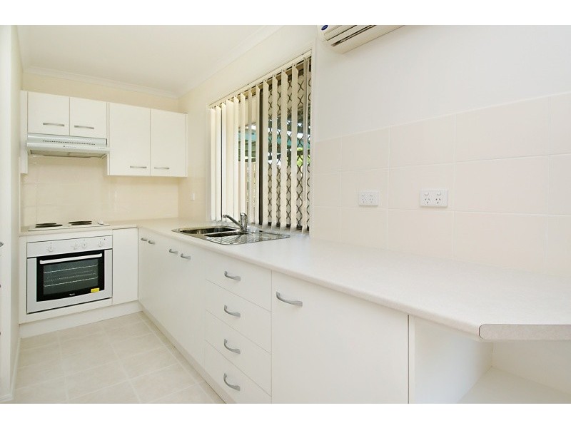 2/10 Gearside Street, Everton Park QLD 4053