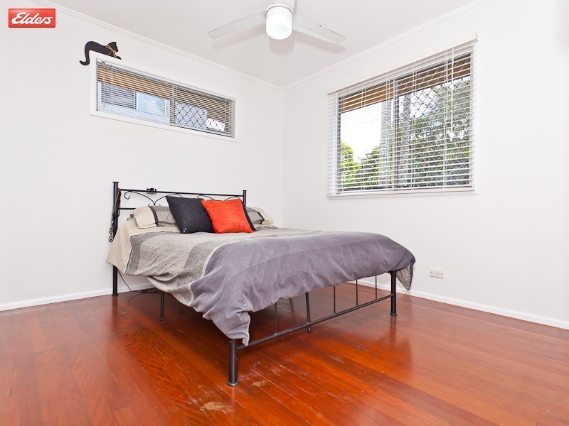 21 Streeton Parade, Everton Park QLD 4053