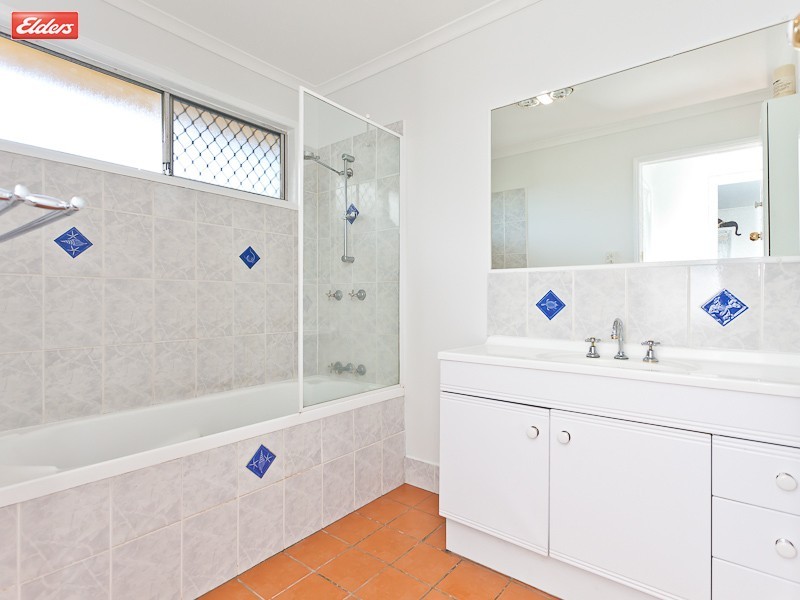 21 Streeton Parade, Everton Park QLD 4053