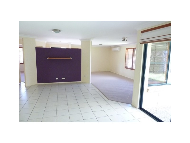 20 Inverary Place, Upper Kedron QLD 4055