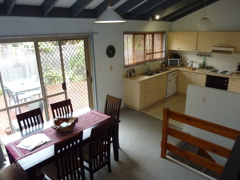 60/38 Grove Ave, Arana Hills QLD 4054