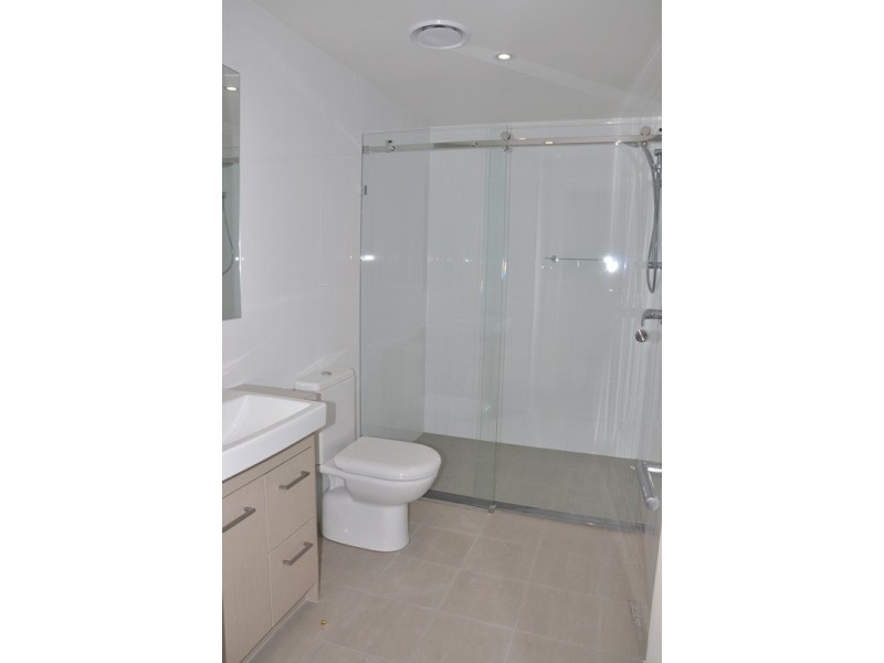 204/23 Robinson Place, Kelvin Grove QLD 4059