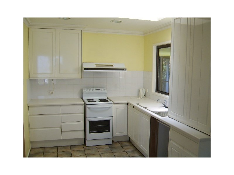 16  Doulton Street, Stafford Heights QLD 4053