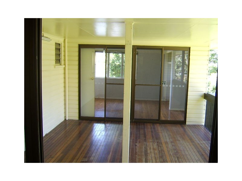 16  Doulton Street, Stafford Heights QLD 4053