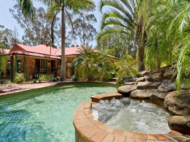 62 Gardonia Place, Albany Creek QLD 4035