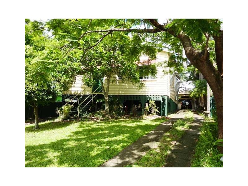 10 Grays Road, Gaythorne QLD 4051