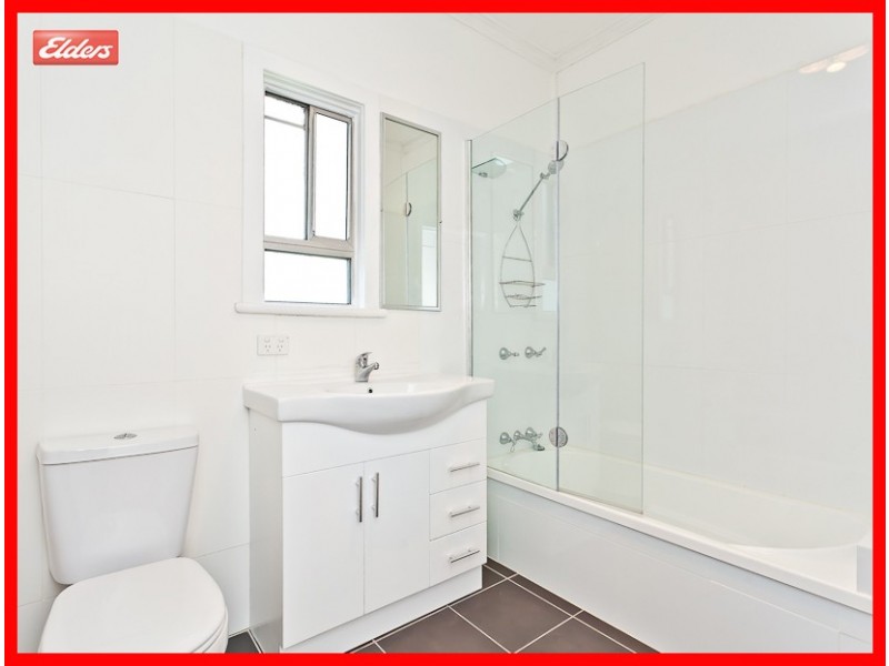 63 McConaghy, Mitchelton QLD 4053