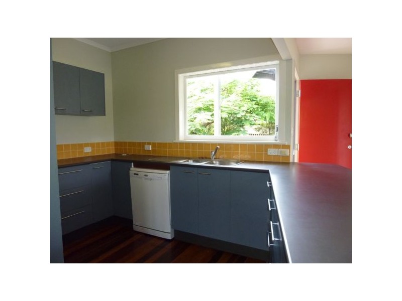 42 Kyrunda Street, Mitchelton QLD 4053