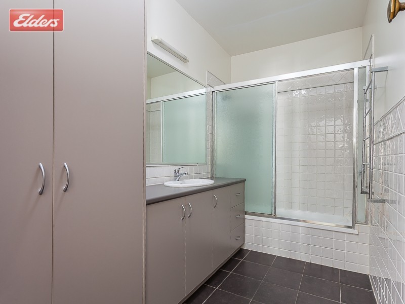 10 Cumberland Street, Windsor QLD 4030